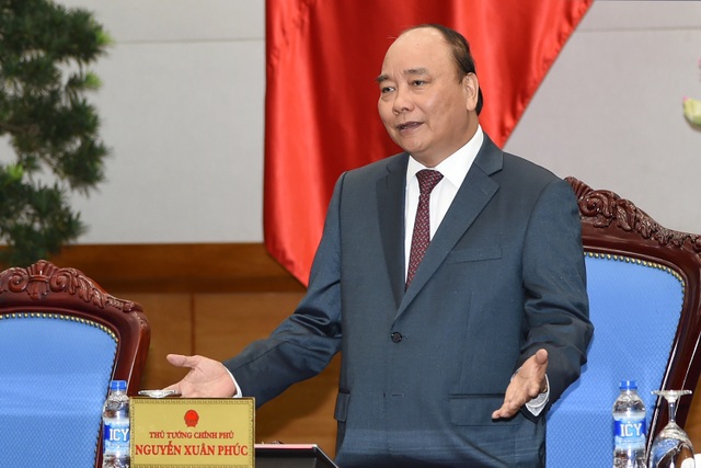 Thủ tướng: Để người dân đói nghèo, thu nhập thấp, uy tín đất nước không có - 2
Thủ tướng: Khi có công dân gặp khó khăn thì phải bằng mọi cách tiếp cận, hỗ trợ.