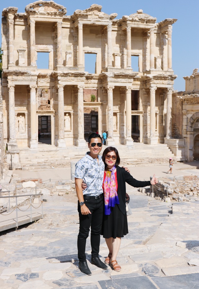 Thành phố 4 tầng dưới lòng đất và lâu đài bông Pamukkale kỳ thú ở Thổ Nhĩ Kỳ - 3 Những thành trì cũ còn sót lại.