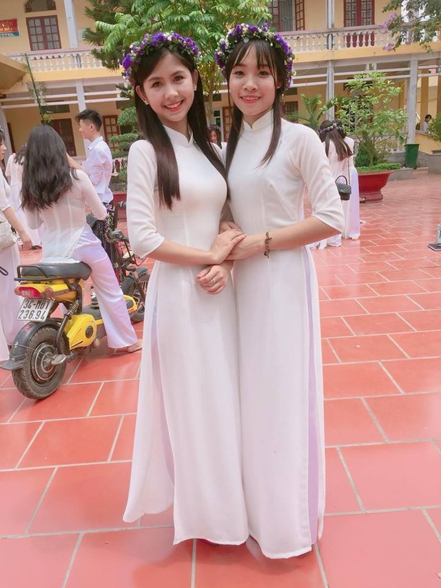 Hot girl mắt lác Hot Girl Mắt Lác