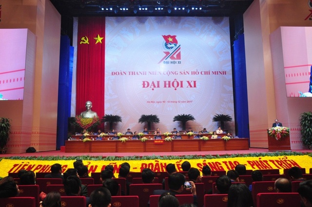 Thủ tướng: "Bạn trẻ hãy là chiến binh công nghệ, chiến binh gìn giữ biên cương" - 3
Thủ tướng chỉ đạo công tác Đoàn không được đi sau, đi chậm hơn thanh niên.