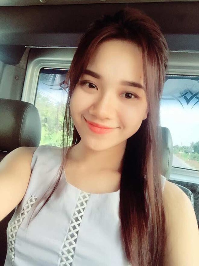 Vẻ nóng bỏng của nữ sinh đại diện Việt Nam tham dự Hoa khôi thế giới - 12
Hình ảnh đời thường khá giản dị của Thùy Dương