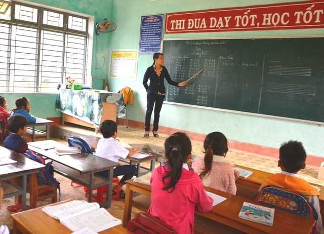 TP. Quảng Ngãi: Tiếp nhận 41 giáo viên các huyện miền núi, hải đảo - 1 Năm học 2017 - 2018 có 41 giáo viên miền núi, hải đảo của tỉnh Quảng Ngãi được tiếp nhận về công tác tại TP. Quảng Ngãi.