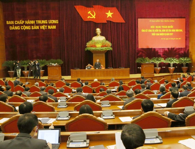 Tổng Bí thư: Không liêm, không sạch thì không nói được người khác - 1 Tổng Bí thư phát biểu chỉ đạo tại Hội nghị toàn quốc về công tác kiểm tra, giám sát, thi hành kỷ luật Đảng.