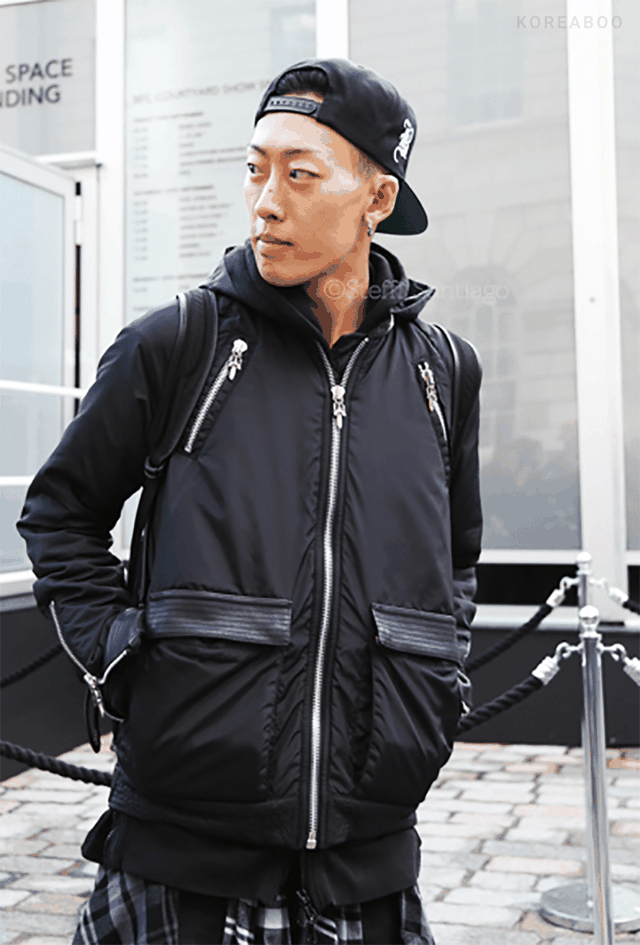 T.O.P sẽ bị phạt thế nào vì sử dụng cần sa trái phép? - 4
Stylist Yang Seung Ho, một người bạn của nhóm nhạc Big Bang, cũng hai lần bị điều tra vì sử dụng ma tuý trái phép tại Mỹ và Nhật.