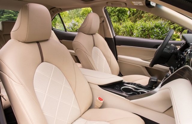 Toyota Camry 2018 tại Mỹ có gì? - 13 Toyota Camry 2018 tại Mỹ có gì? - 13