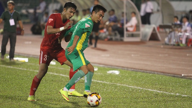 Vòng 8 V-League 2017: Các đội của bầu Hiển có bắt kịp Thanh Hoá? - 2 Cần Thơ và CLB TPHCM đều có những trận đấu khó khăn ở vòng 8 (ảnh: Trọng Vũ)