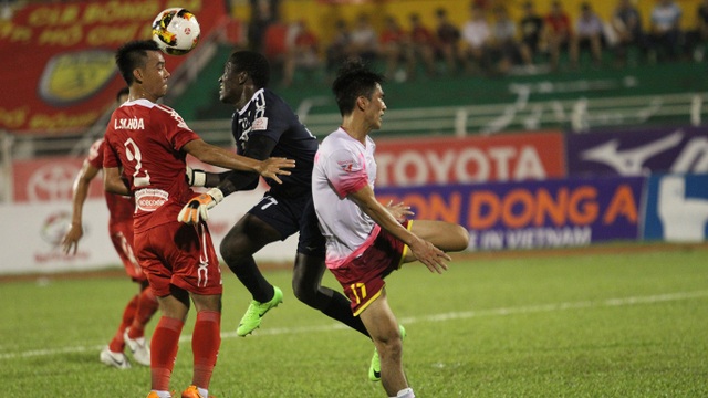 Sài Gòn FC thắng đội bóng của Công Vinh trong trận derby TPHCM - 1 Trận derby TPHCM diễn ra với ưu thế nghiên về phía Sài Gòn FC (ảnh: Trọng Vũ)