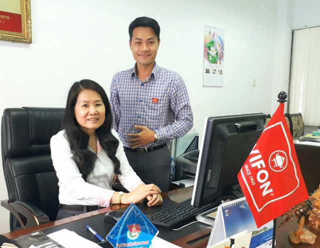 “Chúng tôi đã thành công từ ngôi trường này” - 1 Trần Mạnh Cường cùng bà Bùi Phương Mai - Tổng Giám đốc Công ty Cổ phần Kỹ nghệ thực phẩm Việt Nam (VIFON)