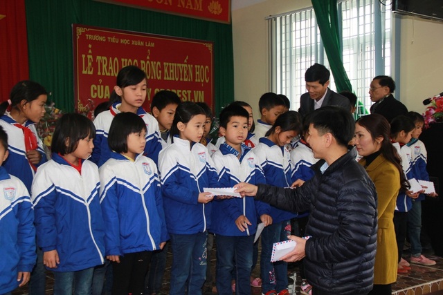 150 suất học bổng Grobest Việt Nam đến với học sinh nghèo vượt khó Thanh Hóa - 2 150 suất học bổng Grobest Việt Nam đến với học sinh nghèo vượt khó Thanh Hóa - 2