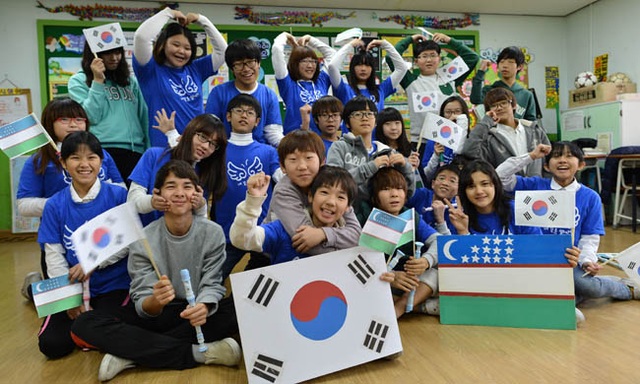 Hàn Quốc sẽ xây 30 thêm trường mẫu giáo công cho trẻ em con lai | Báo Dân  trí