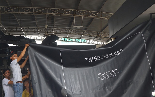 Hình ảnh đầu tiên trước triển lãm tranh khỏa thân đầu tiên tại Việt Nam - 7 Cuộc triển lãm gồm 50 bức ảnh khỏa thân của nhiếp ảnh gia Hạo Nhiên sẽ khai mạc chiều 15/9 và kéo dài đến 18/9 tại Hội Mỹ thuật TPHCM.