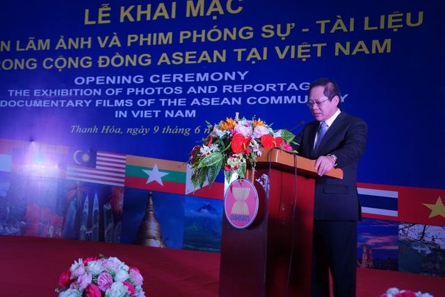Thanh Hóa: Triển lãm Ảnh và Phim phóng sự-Tài liệu trong Cộng đồng ASEAN 2017 - 3 Bộ trưởng Bộ TT&TT phát biểu tại lễ khai mạc