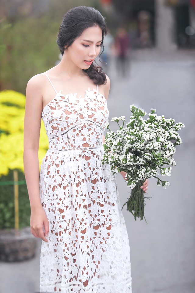 Nữ sinh tài sắc vẹn toàn khoe vẻ đẹp trong trẻo ngày Xuân - 10 Nữ sinh tài sắc vẹn toàn khoe vẻ đẹp trong trẻo ngày Xuân - 10