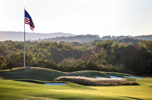 Bên trong sân golf được Tổng thống Donald Trump đặc biệt yêu thích - 2 Sân golf 36 lỗ của Tổng thống Trump