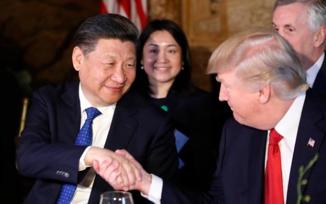 Tổng thống Trump lần đầu tiếp Chủ tịch Trung Quốc tại "Nhà Trắng mùa đông" - 13
Theo Telegraph, trong bữa tiệc, ông Trump nói rằng, ông đã có một mối quan hệ bằng hữu với ông Tập. Dự kiến chuyến thăm của ông Tập tới Mỹ sẽ kéo dài đến trưa 7/4 theo giờ địa phương.(Ảnh: Reuters)