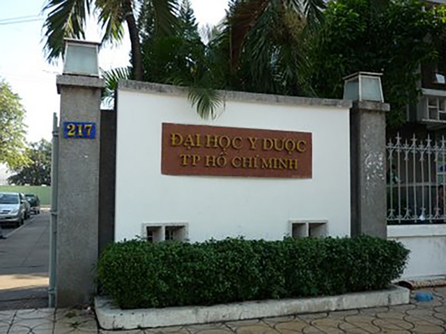 Trường ĐH Y dược TPHCM “sửa” quy định phong giáo sư, tiến sĩ danh dự - 1
Trường ĐH Y dược TP.HCM.