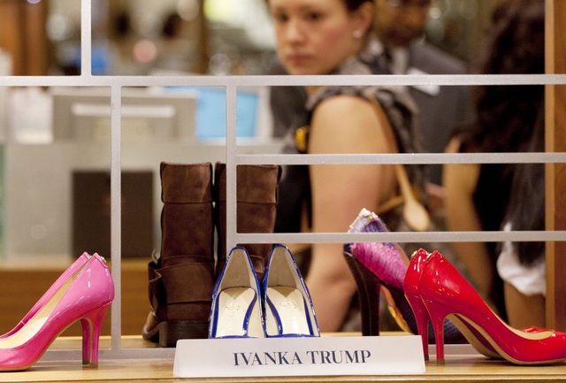 Hàng loạt công ty cắt quan hệ với gia đình ông Trump - 4
(Ảnh minh họa: Getty)