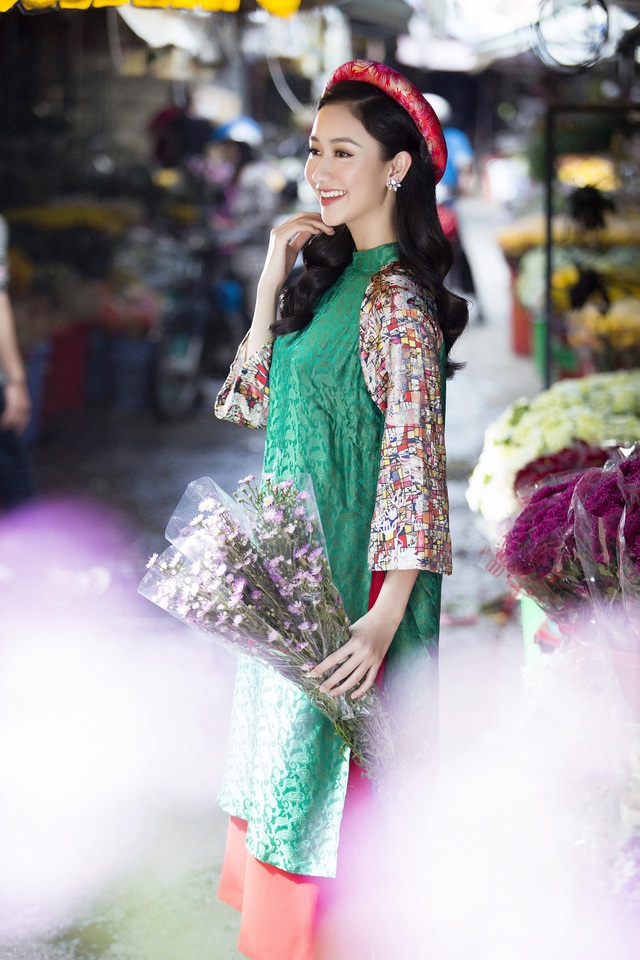 Á hậu Hà Thu bồi hồi nhớ Tết tuổi thơ ở cố đô Huế - 8 Á hậu Hà Thu bồi hồi nhớ Tết tuổi thơ ở cố đô Huế - 8