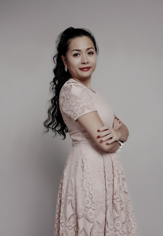 Tự truyện viết tặng cha: Món quà kỳ diệu được con gái chắt chiu 10 năm ròng - 14 Tự truyện viết tặng cha: Món quà kỳ diệu được con gái chắt chiu 10 năm ròng - 14