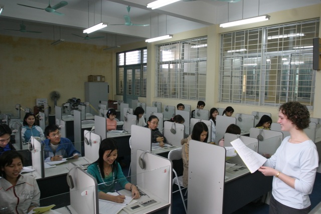 Viện Ngoại ngữ - Một địa chỉ uy tín đào tạo biên, phiên dịch Tiếng Anh Khoa học - Kỹ thuật & Công nghệ chất lượng cao - 2 Viện Ngoại ngữ - Một địa chỉ uy tín đào tạo biên, phiên dịch Tiếng Anh Khoa học - Kỹ thuật & Công nghệ chất lượng cao - 2