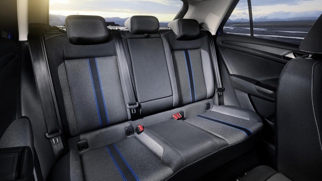 Volkswagen T-Roc - Làn gió mới cho phân khúc crossover cỡ nhỏ - 18 Volkswagen T-Roc - Làn gió mới cho phân khúc crossover cỡ nhỏ - 18
