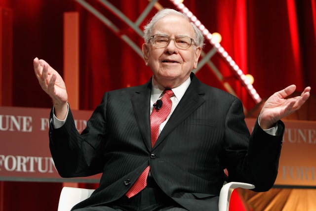 Tỷ phú Warren Buffett bay mất 1,53 tỷ USD chỉ trong 1 ngày - 1
Tỷ phú Warren Buffett đã trở thành người mất nhiều tiền nhất thế giới trong ngày 5/9. (Nguồn: Time)