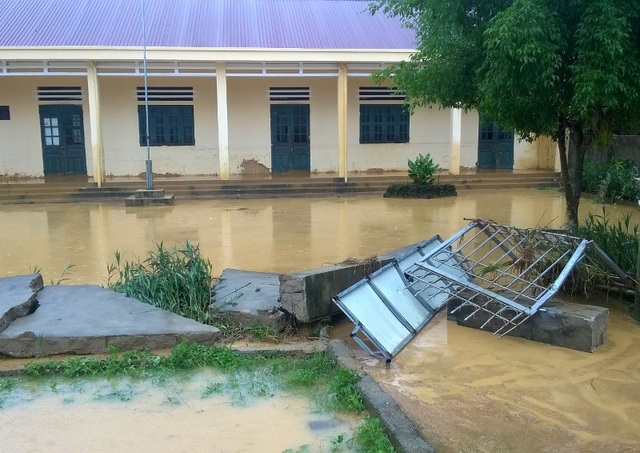 Một tuần sau trận lũ lịch sử, nhiều học sinh vẫn chưa thể đến trường - 9 Ngành giáo dục huyện Thường Xuân cũng bị ảnh hưởng nặng nề trong trận lũ vừa qua