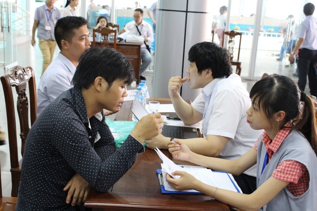 Hội chợ việc làm cho lao động EPS về nước - 1 Hội chợ việc làm cho lao động EPS về nước - 1