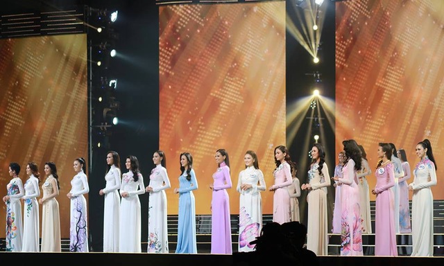 H’Hen Nie đăng quang Hoa hậu Hoàn vũ Việt Nam 2017 - 35
Top 15 người đẹp nhất chung kết Hoa hậu Hoàn vũ Việt Nam 2017
