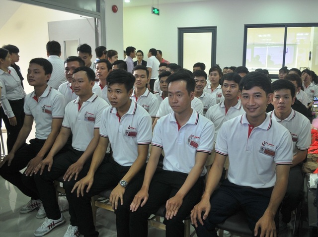 Đồng Tháp: Hơn 1.000 lao động sang Nhật làm việc trong năm 2017 - 1
40 bạn trẻ Đồng Tháp đã qua thi tuyển của công ty Nhật Duy Khang và đơn vị sử dụng lao động ở Nhật. Các bạn trẻ chuẩn bị chờ ngày sang Nhật lao động