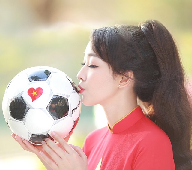 Nữ cổ động viên xinh đẹp của U23 Việt Nam - 7 Nữ cổ động viên xinh đẹp của U23 Việt Nam - 7