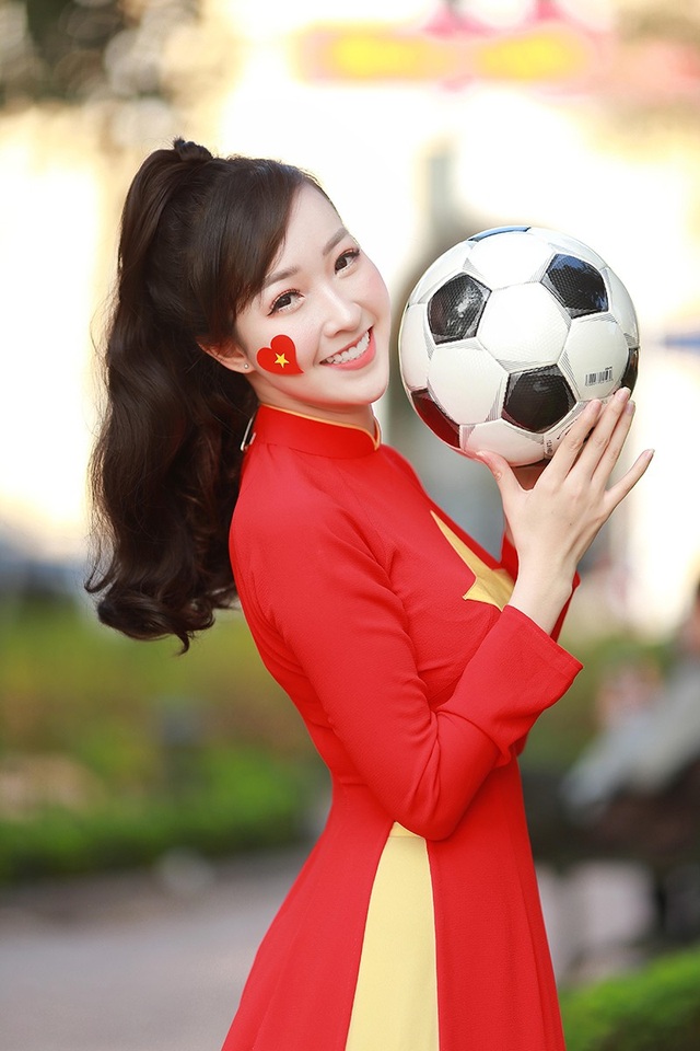 Nữ cổ động viên xinh đẹp của U23 Việt Nam - 11 Nữ cổ động viên xinh đẹp của U23 Việt Nam - 11