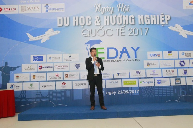 TMS Education tri ân khách hàng nhân chiến thắng vĩ đại của U23 Việt Nam - 2
Ông Nguyễn Bá Tưởng - Tổng Giám đốc TMS Education trong Ngày Hội Du học và Hướng nghiệp Quốc tế IEDay