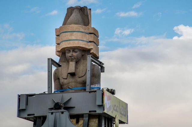 Tượng Pharaoh 3200 năm tuổi nặng 83 tấn được di dời tới "nhà mới" - 2 Buổi lễ di dời tượng Pharaoh được tổ chức long trọng tại thủ đô Cairo