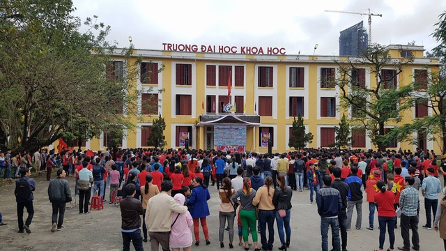 Sinh viên “tiếp lửa” cho đội tuyển U23 Việt Nam - 2 Sinh viên “tiếp lửa” cho đội tuyển U23 Việt Nam - 2