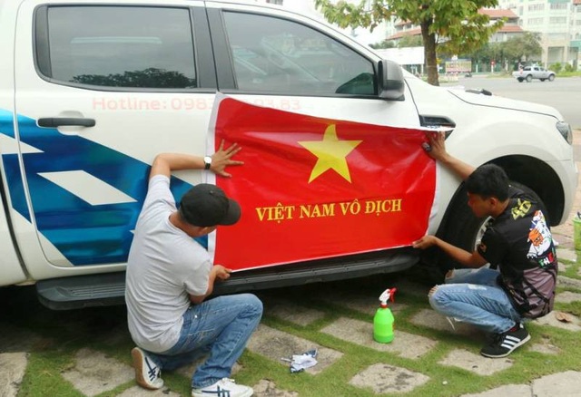 Việt Nam rực sắc đỏ trước trận chung kết U23 châu Á - 20 Việt Nam rực sắc đỏ trước trận chung kết U23 châu Á - 20