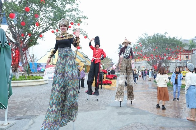 Khai mạc lễ hội hoa kéo dài một tháng tại Sun World Halong Complex - 4 Khai mạc lễ hội hoa kéo dài một tháng tại Sun World Halong Complex - 4
