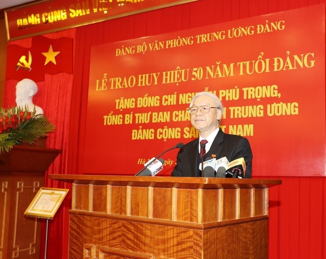 Tổng Bí thư Nguyễn Phú Trọng nhận Huy hiệu 50 năm tuổi Đảng - 2
Tổng Bí thư Nguyễn Phú Trọng phát biểu tại buổi lễ. Ảnh: Trí Dũng/TTXVN