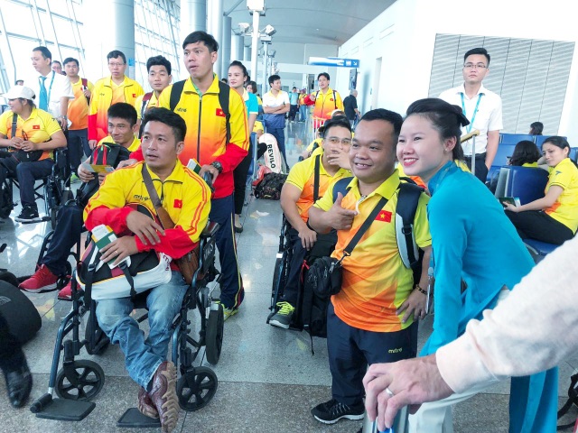 Vietnam Airlines phục vụ Đoàn thể thao Việt Nam dự Asian Para Games 3 - 2 Vietnam Airlines phục vụ Đoàn thể thao Việt Nam dự Asian Para Games 3 - 2