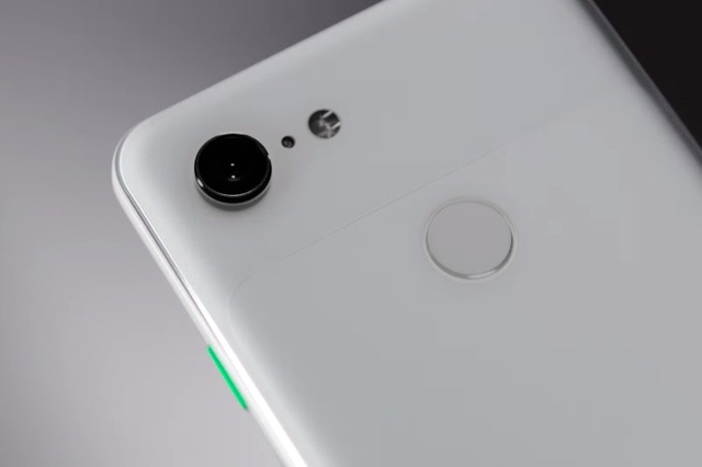 Bộ đôi Pixel mới vẫn có thiết kế 2 phần tách biệt ở mặt sau và vẫn “trung thành” với một camera chính trên sản phẩm