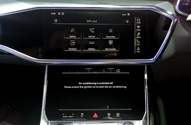 Audi mời khách hàng Việt Nam trải nghiệm toàn bộ các dòng xe mới nhất - 4 Các màn hình cảm ứng với các động tác vuốt/chạm sẽ là xu hướng thiết kế tới đây của Audi.