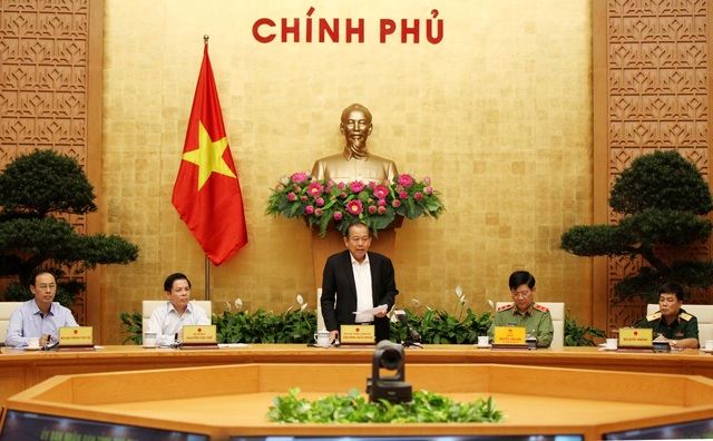 Cao tốc hơn 34.000 tỷ vừa thông xe đã hỏng: Dừng thu phí toàn tuyến! - 2 Hội nghị sơ kết 9 tháng An toàn giao thông sáng 11/10 tại trụ sở Chính phủ