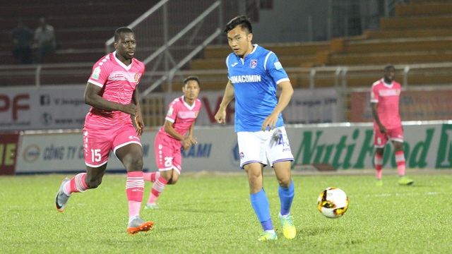 Những sự vắng mặt đáng tiếc ở đội tuyển Việt Nam trước AFF Cup 2018 - 3 Phạm Nguyên Sa có một mùa giải ổn định trong màu áo Than Quảng Ninh (ảnh: Trọng Vũ)