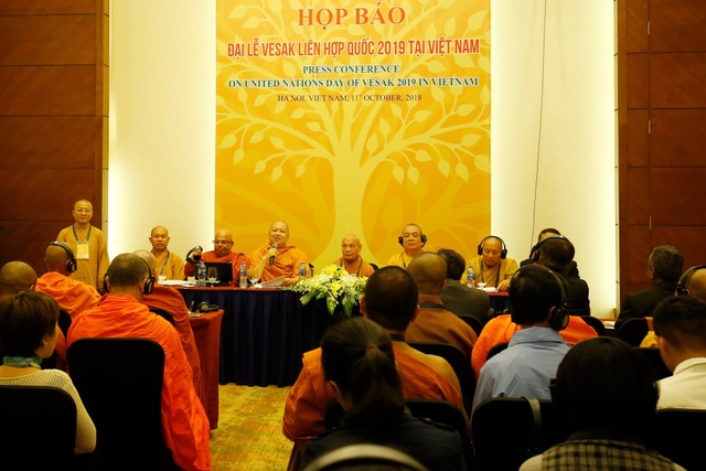 Việt Nam lần thứ ba đăng cai Đại lễ Phật đản Liên Hợp Quốc - 1
Đại diện Giáo hội Phật giáo Việt Nam và đại diện Ủy ban quốc tế tổ chức Đại lễ Phật đản Liên Hợp Quốc Vesak họp báo thông tin về Vesak 2019. (Ảnh: Quý Đoàn)