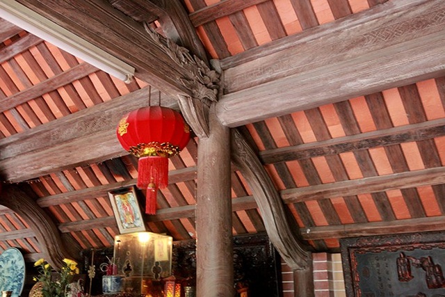 Cận cảnh căn nhà gỗ sưa đỏ được trả giá trăm tỉ đồng, chủ nhân vẫn không bán - 12
Ngôi nhà từng được trả giá trăm tỷ đồng nhưng chủ nhân không bán