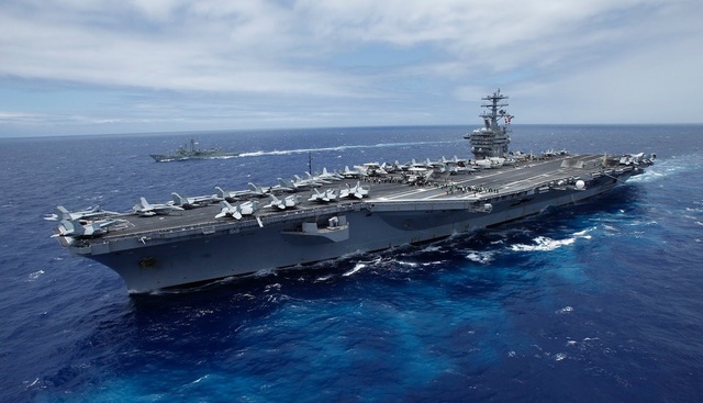 Uy lực hai mẫu tàu sân bay hạt nhân mạnh nhất thế giới - 3 Tàu sân bay USS Nimitz của Mỹ tham gia tập trận ở ngoài khơi Hawaii (Ảnh: Reuters)