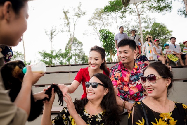 Bảo Thanh khoe mẹ chồng, mẹ đẻ gợi cảm không ngờ trong chuyến du lịch chung - 14 Bảo Thanh khoe mẹ chồng, mẹ đẻ gợi cảm không ngờ trong chuyến du lịch chung - 14