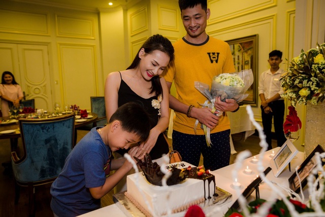 Bảo Thanh khoe mẹ chồng, mẹ đẻ gợi cảm không ngờ trong chuyến du lịch chung - 21 Bảo Thanh khoe mẹ chồng, mẹ đẻ gợi cảm không ngờ trong chuyến du lịch chung - 21