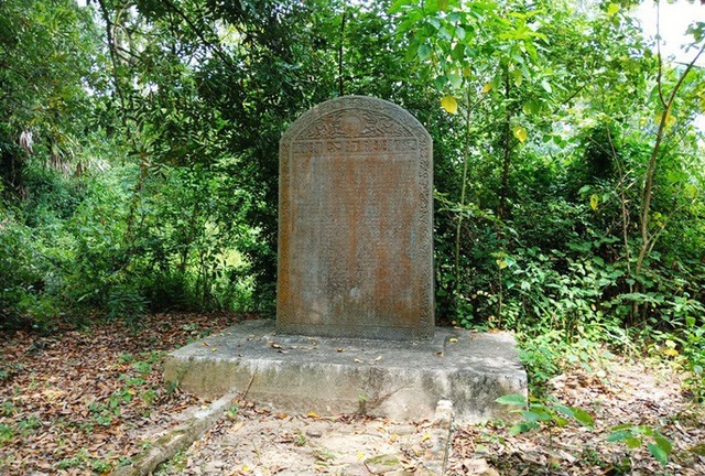 Thành nhà Hồ "đệ nhị" bị lãng quên, 52 tỉ đồng trùng tu vẫn nằm "trên giấy" - 13 Thành nhà Hồ "đệ nhị" bị lãng quên, 52 tỉ đồng trùng tu vẫn nằm "trên giấy" - 13