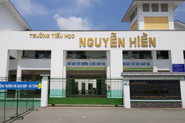TPHCM: Phụ huynh "góp ý" về cô giáo thường dùng thước đánh trẻ - 1 Nhiều phụ huynh ở thuộc lớp ở khối 2, Trường tiểu học Nguyễn Hiền, TPHCM kiến nghị, góp ý nhà trường về cô giáo thường đánh, phạt trẻ.